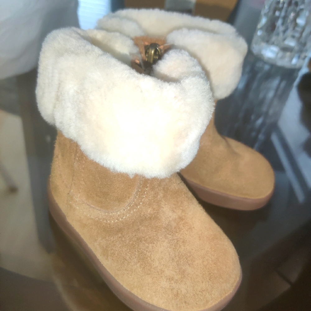 UGG toddler boot